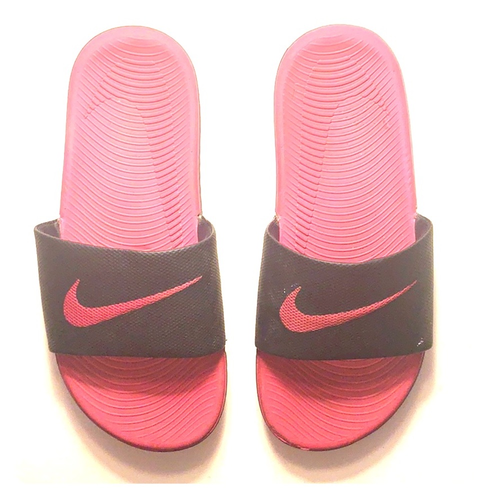 Nike slides